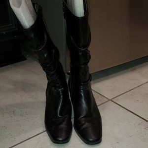 Women's boots